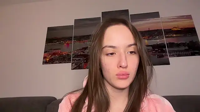 EmilyWi  online show from March 30, 9:05 pm