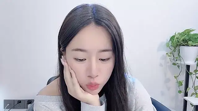 chloe-01 online show from January 7, 5:10 am