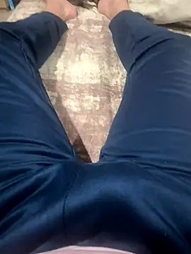 Snapshot of sonug0912 chatting on December 7, 8:38 pm sonug0912 online show from December 7, 8:38 pm