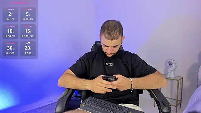 MaximusDick1  online show from July 13, 12:52 pm