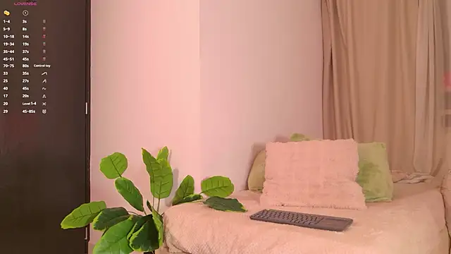 Lorena Vieira  online show from July 21, 12:35 am