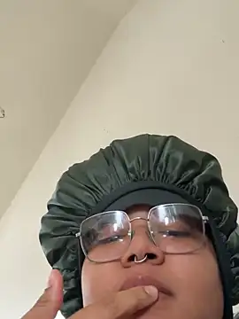 Ectorius online show from March 17, 6:33 pm