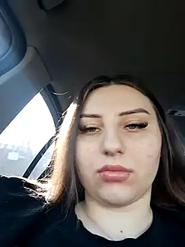 KarinaCelinne online show from January 5, 10:10 am