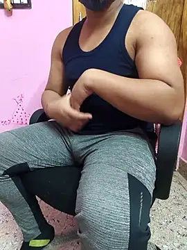 Snapshot of zon_zustin chatting on February 16, 5:26 pm zon zustin online show from February 16, 5:26 pm