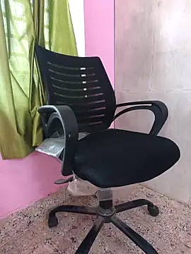 Snapshot of zon_zustin chatting on February 19, 9:39 am zon zustin online show from February 19, 9:39 am