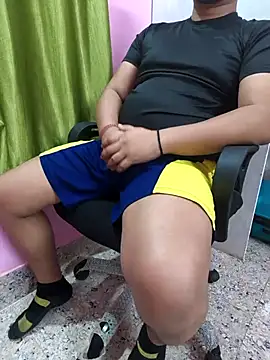 Snapshot of zon_zustin chatting on February 20, 7:52 pm zon zustin online show from February 20, 7:52 pm