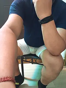 Snapshot of zon_zustin chatting on October 4, 10:46 am zon zustin online show from October 4, 10:46 am