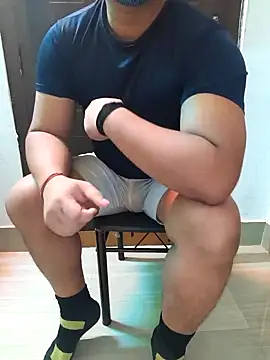 Snapshot of zon_zustin chatting on October 18, 10:38 am zon zustin online show from October 18, 10:38 am