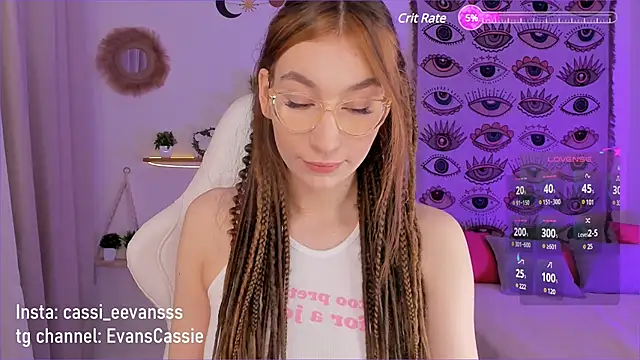 Snapshot of Cassie_Ice chatting on March 5, 3:40 am Cassie Ice online show from March 5, 3:40 am