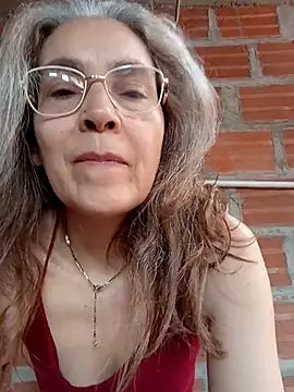 Snapshot of NanitaFun chatting on May 10, 5:07 pm NanitaFun online show from May 10, 5:07 pm