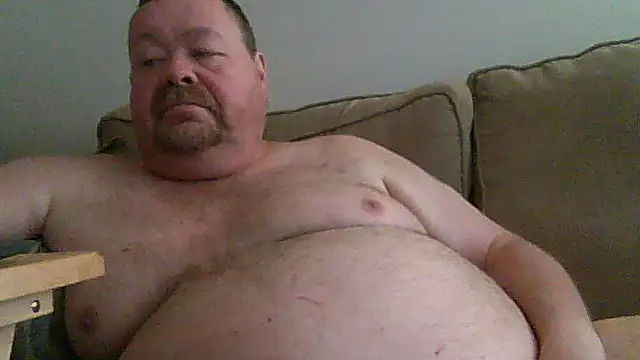 Snapshot of hitman_35 chatting on October 29, 8:54 pm hitman 35 online show from October 29, 8:54 pm