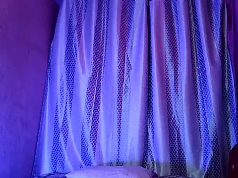 Snapshot of sexy_m23 chatting on March 21, 4:40 pm sexy m23 online show from March 21, 4:40 pm