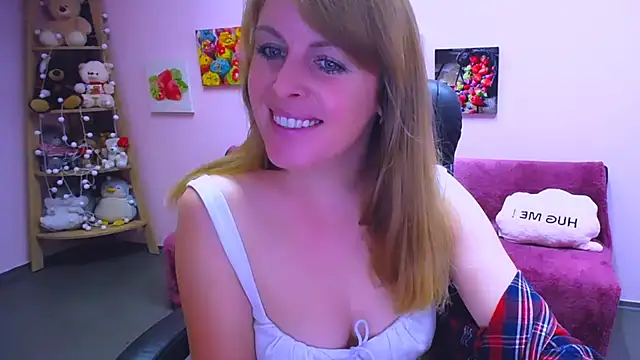 Hot Milady online show from November 28, 8:28 am