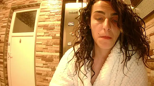 Snapshot of JojoFit chatting on March 10, 11:16 pm JojoFit online show from March 10, 11:16 pm