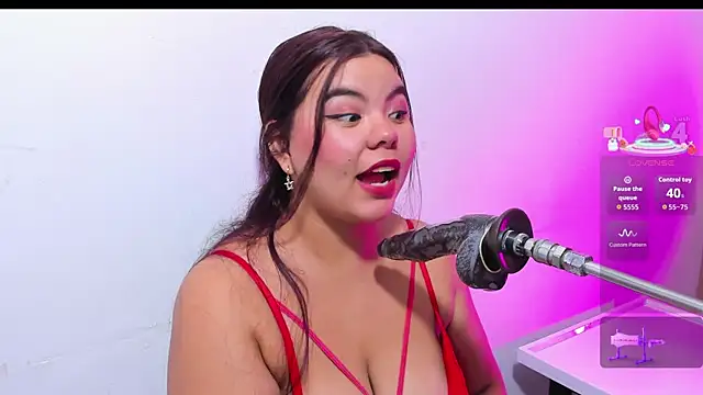 klhoe boobs online show from May 7, 3:34 am