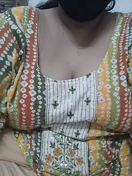 Snapshot of zeepe19 chatting on July 12, 8:38 am zeepe19 online show from July 12, 8:38 am