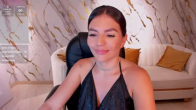 ValeriaRoldanX online show from March 8, 6:32 am