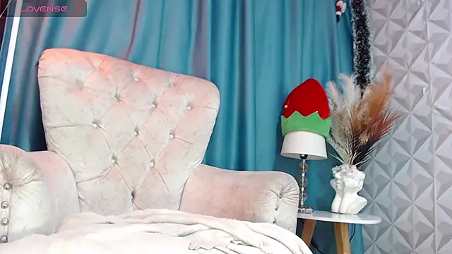 salome Queenx online show from December 29, 3:24 pm