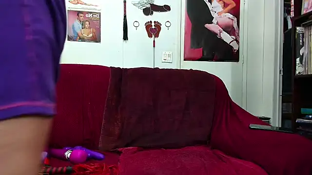 Snapshot of Alice_Love_69 chatting on February 10, 3:54 am Alice Love 69 online show from February 10, 3:54 am