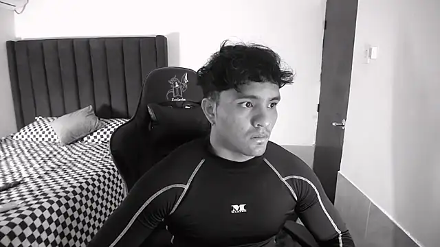 man dur07 online show from October 30, 10:54 pm