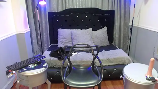 Mayaa ross online show from March 16, 5:14 am