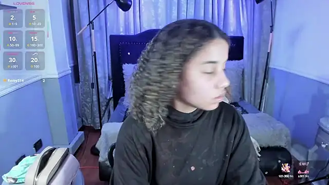 Mayaa ross online show from September 18, 3:41 am