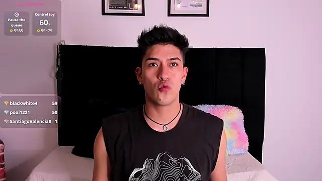 Ryan Clark  online show from March 28, 11:04 pm