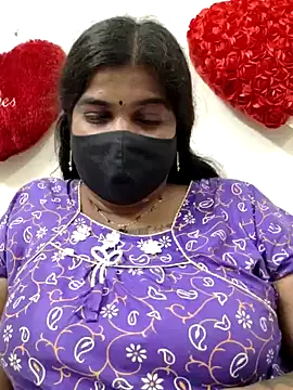 Snapshot of sulekha-mallu chatting on December 5, 6:00 pm sulekha-mallu online show from December 5, 6:00 pm