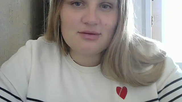 Snapshot of Honeydew-Waves chatting on October 27, 10:19 am Honeydew-Waves online show from October 27, 10:19 am