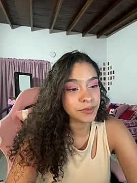Snapshot of Arteatenea__ chatting on June 4, 3:01 am Arteatenea online show from June 4, 3:01 am