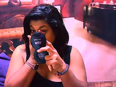 Snapshot of indianCherryPie chatting on April 28, 5:23 am indianCherryPie online show from April 28, 5:23 am