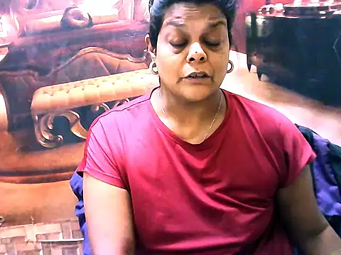 Snapshot of indianCherryPie chatting on May 11, 5:13 am indianCherryPie online show from May 11, 5:13 am