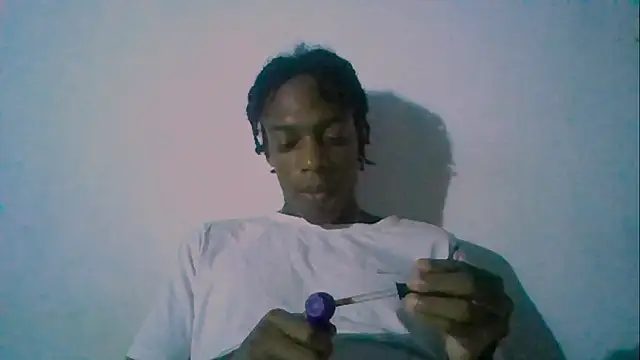 Snapshot of LarryCollin chatting on January 26, 3:27 am LarryCollin online show from January 26, 3:27 am