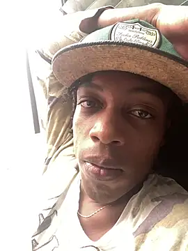 Snapshot of LarryCollin chatting on February 8, 5:50 pm LarryCollin online show from February 8, 5:50 pm