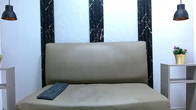 Snapshot of LarryCollin chatting on February 15, 11:03 pm LarryCollin online show from February 15, 11:03 pm