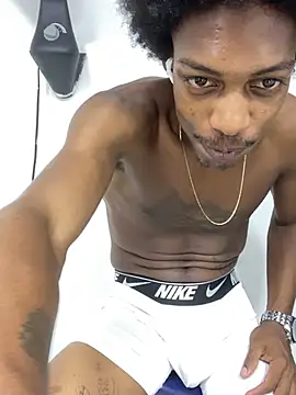 Snapshot of LarryCollin chatting on March 11, 6:43 am LarryCollin online show from March 11, 6:43 am