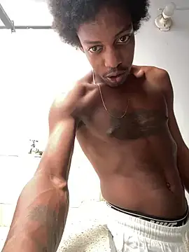 Snapshot of LarryCollin chatting on March 11, 4:07 pm LarryCollin online show from March 11, 4:07 pm