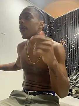 Snapshot of LarryCollin chatting on March 16, 3:58 am LarryCollin online show from March 16, 3:58 am