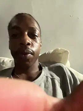 Snapshot of LarryCollin chatting on March 17, 11:31 am LarryCollin online show from March 17, 11:31 am