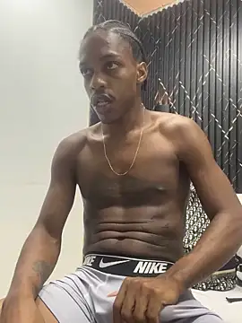 Snapshot of LarryCollin chatting on March 18, 7:08 am LarryCollin online show from March 18, 7:08 am