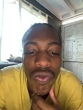 Snapshot of LarryCollin chatting on March 22, 6:03 pm LarryCollin online show from March 22, 6:03 pm