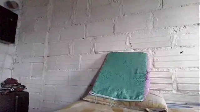 Snapshot of LarryCollin chatting on October 22, 5:02 pm LarryCollin online show from October 22, 5:02 pm