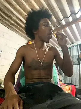 Snapshot of LarryCollin chatting on November 1, 3:19 am LarryCollin online show from November 1, 3:19 am