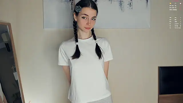 MaryJacksoon online show from April 12, 7:46 am