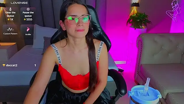 Snapshot of angelica_dymond chatting on May 11, 4:04 pm angelica dymond online show from May 11, 4:04 pm