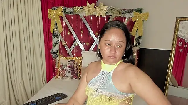 MicaelaHot  online show from December 3, 3:03 am