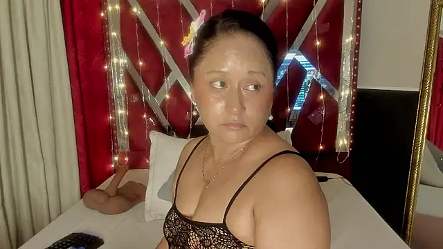 MicaelaHot  online show from March 23, 3:10 am