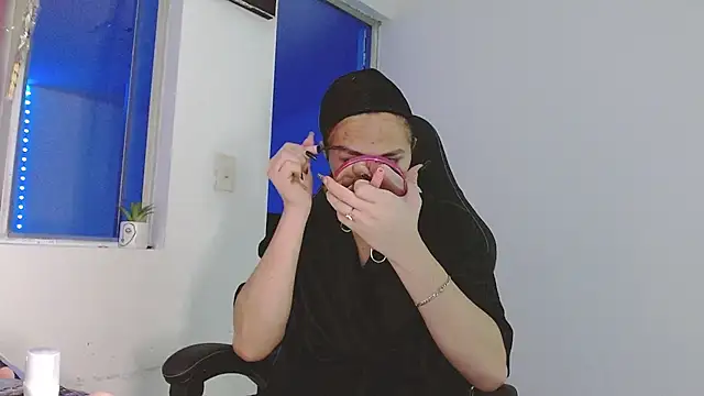 giuliana andrade online show from March 14, 12:06 am