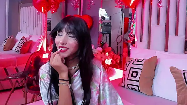 Snapshot of Kitty_Eliffe chatting on February 14, 8:05 pm Kitty Eliffe online show from February 14, 8:05 pm