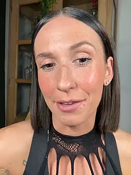lola tentatiion online show from May 5, 7:33 pm